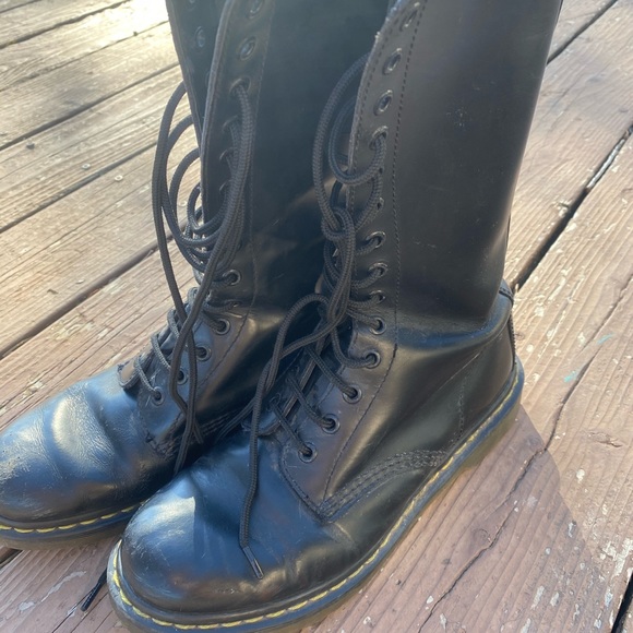 Doc Martens mid calf length size 8 - Picture 9 of 11